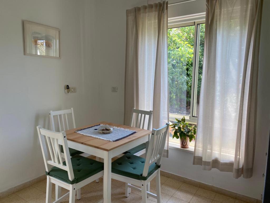Maple'S Place - אירוח מייפל Roš Pina Exteriér fotografie
